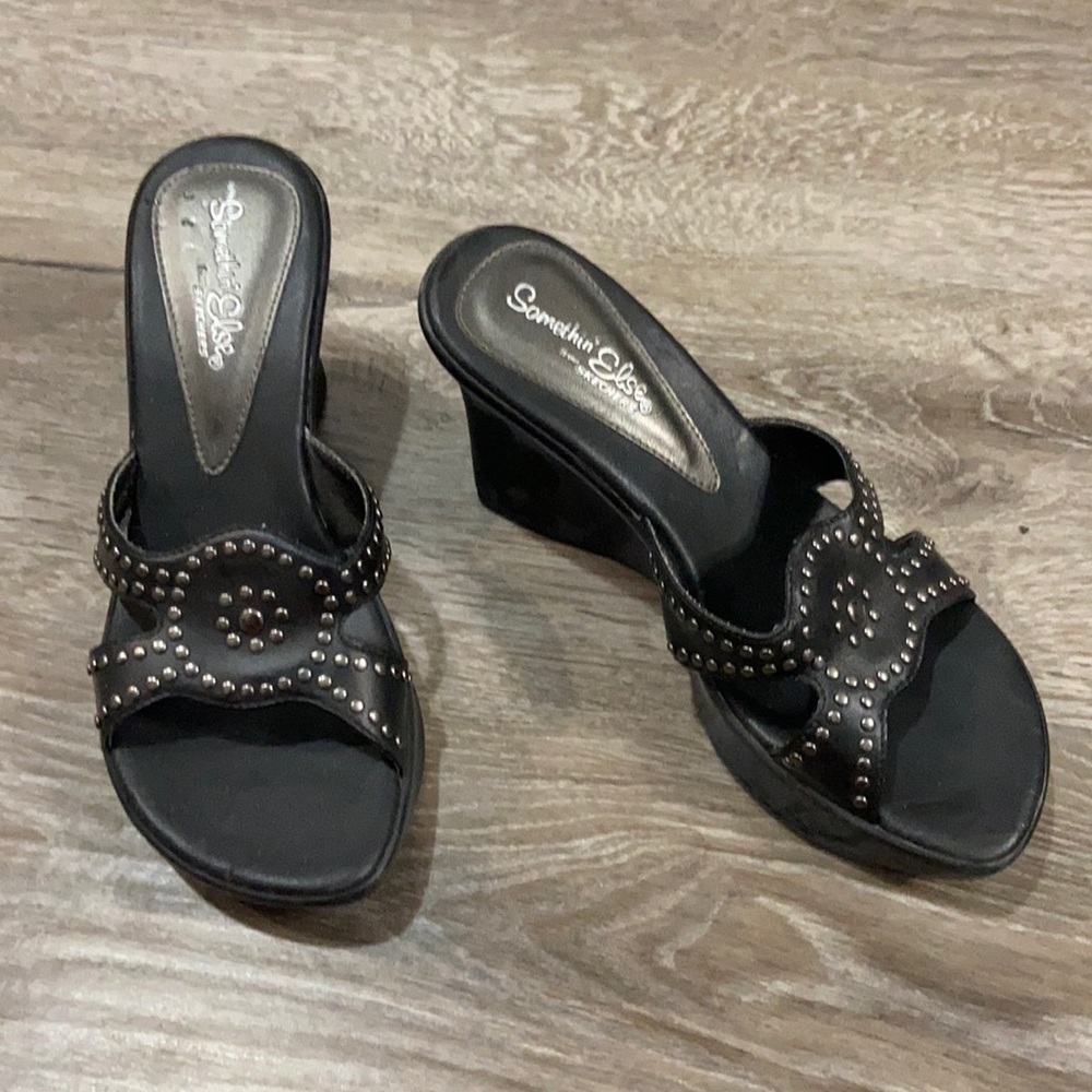Black shoes